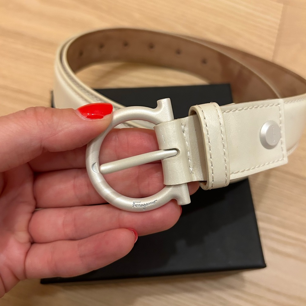 Ferragamo - Picture 4 of 5